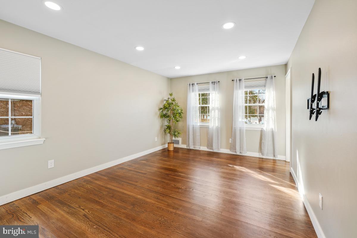 STRATFORD LANDING - Residential