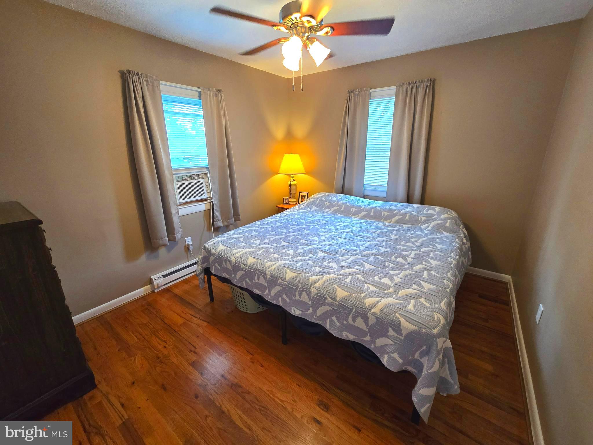 GOLDEN ACRES - Residential