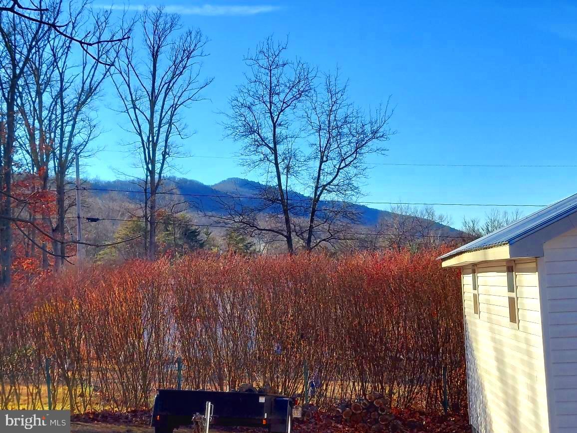 GOLDEN ACRES - Residential