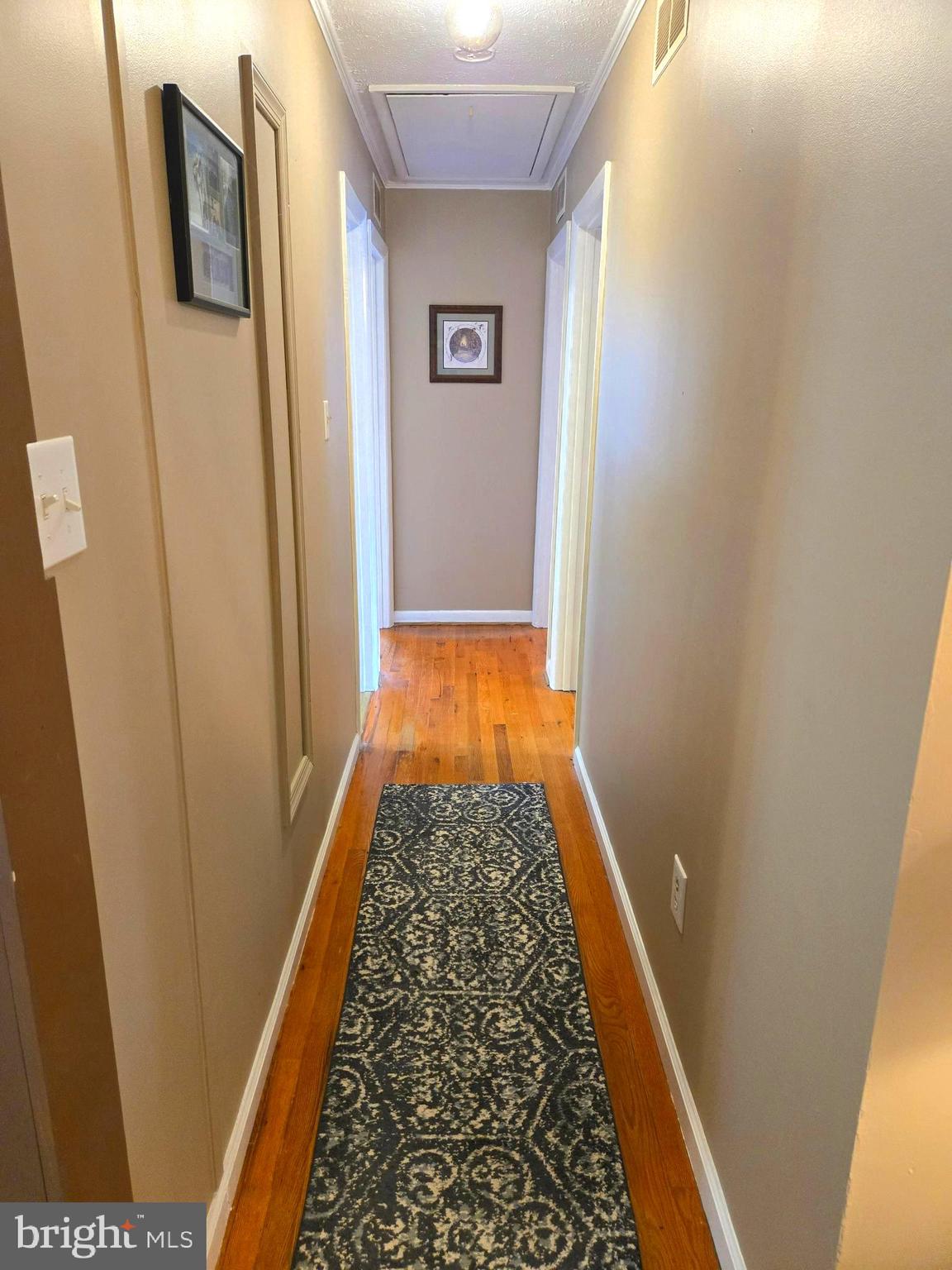 GOLDEN ACRES - Residential