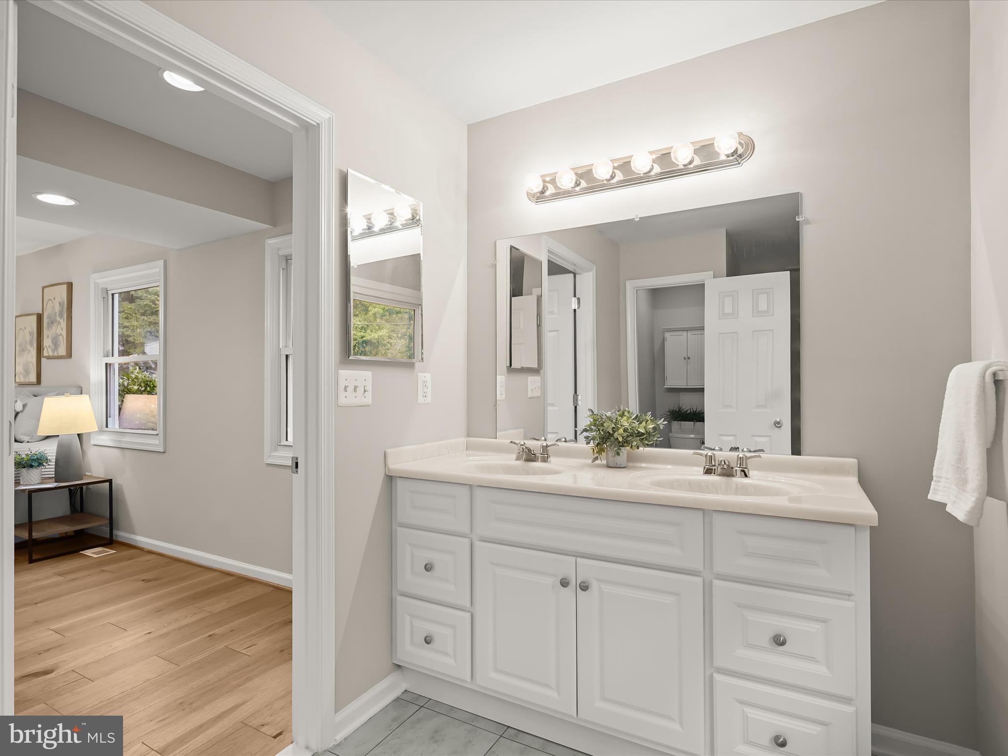 VICTORIA HEIGHTS - Residential