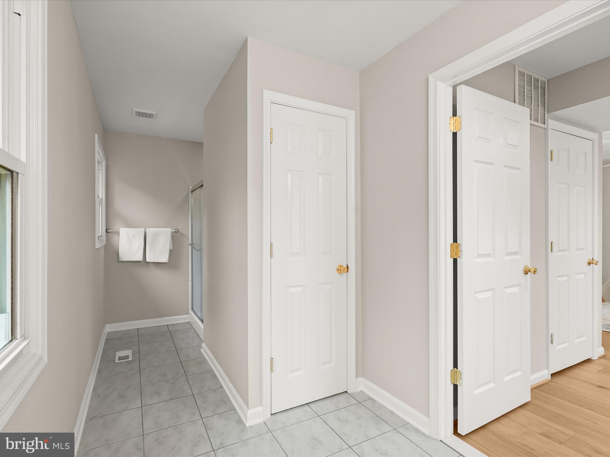 VICTORIA HEIGHTS - Residential