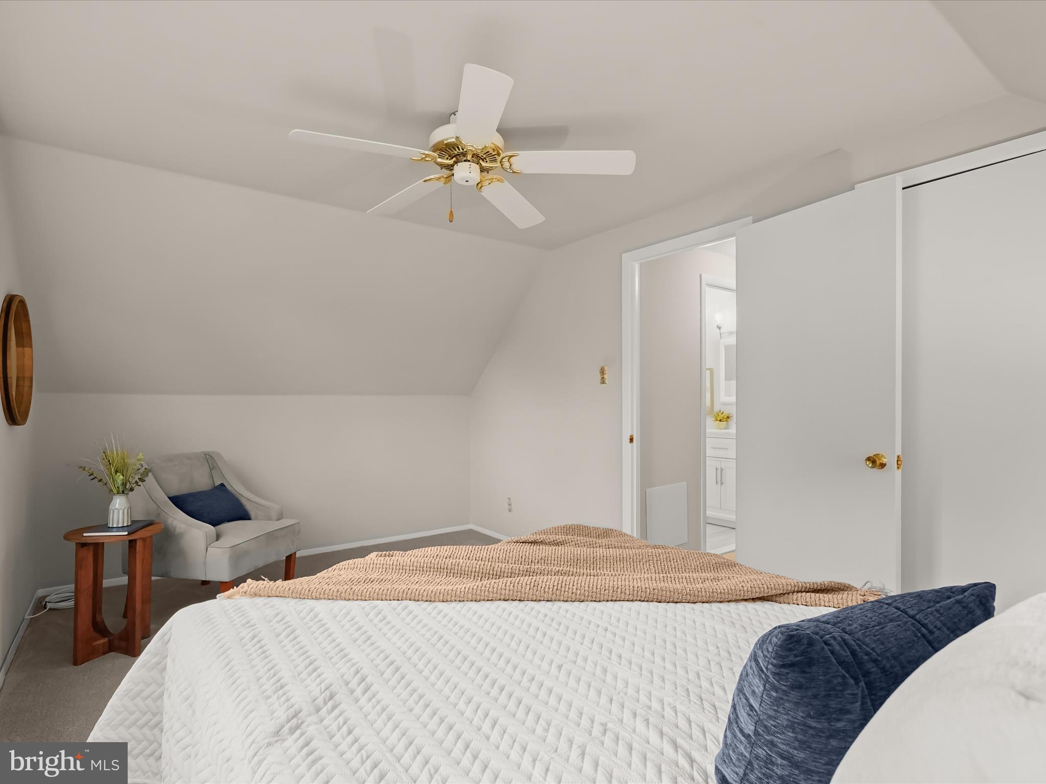 VICTORIA HEIGHTS - Residential