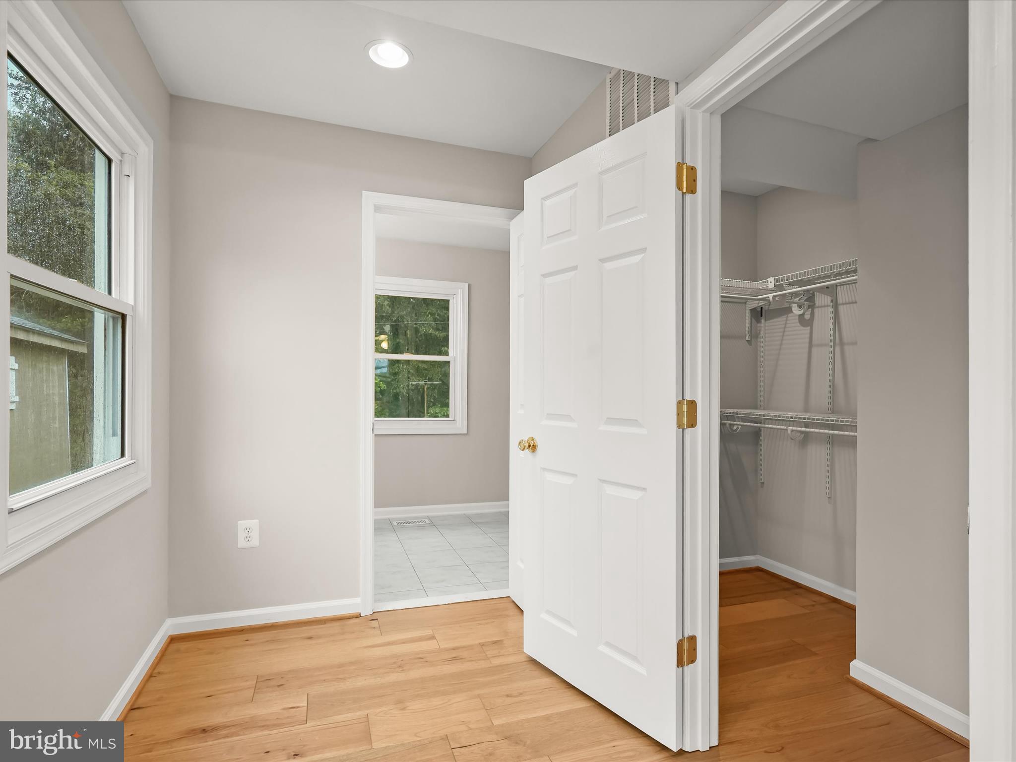 VICTORIA HEIGHTS - Residential