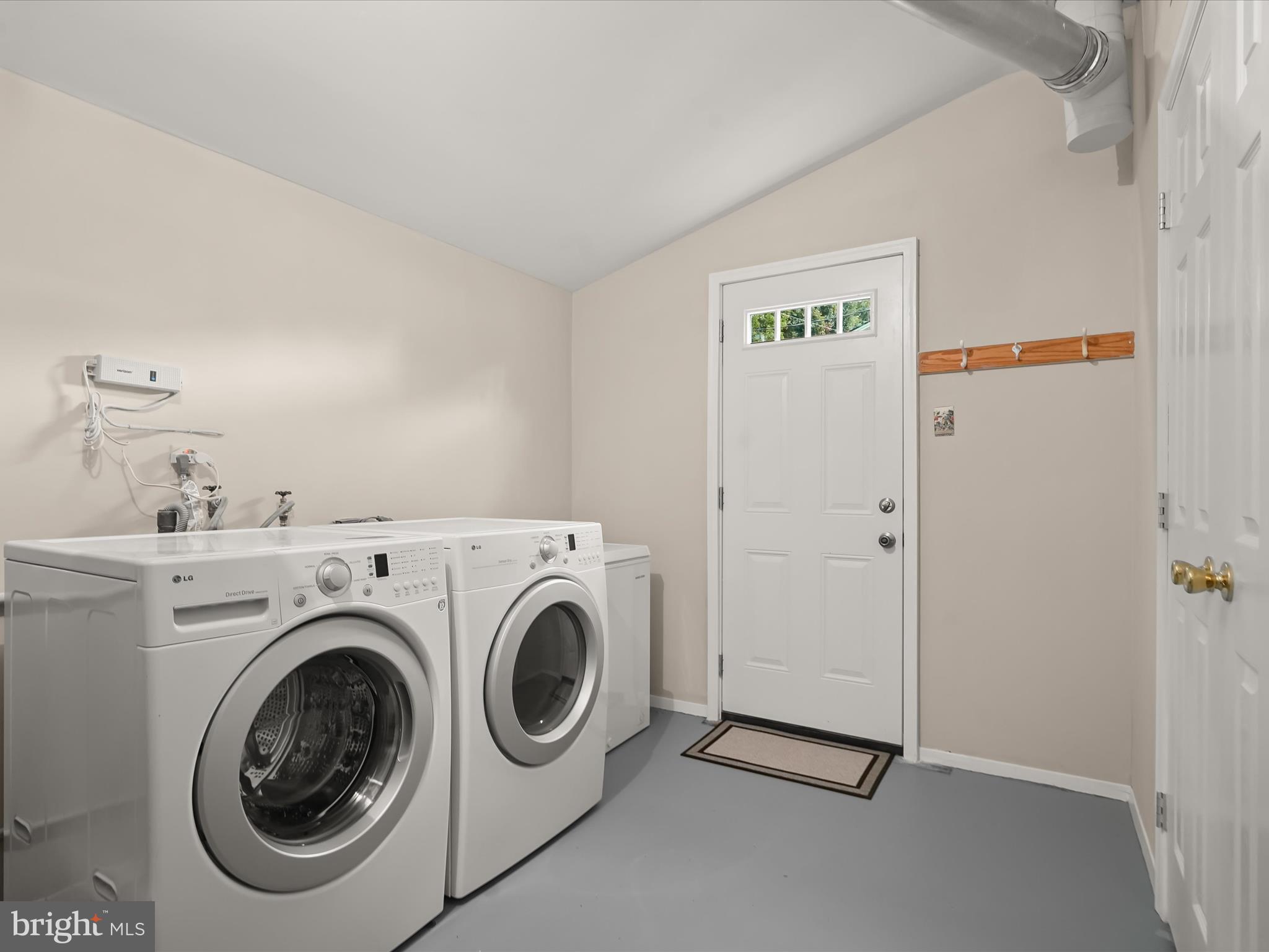 VICTORIA HEIGHTS - Residential