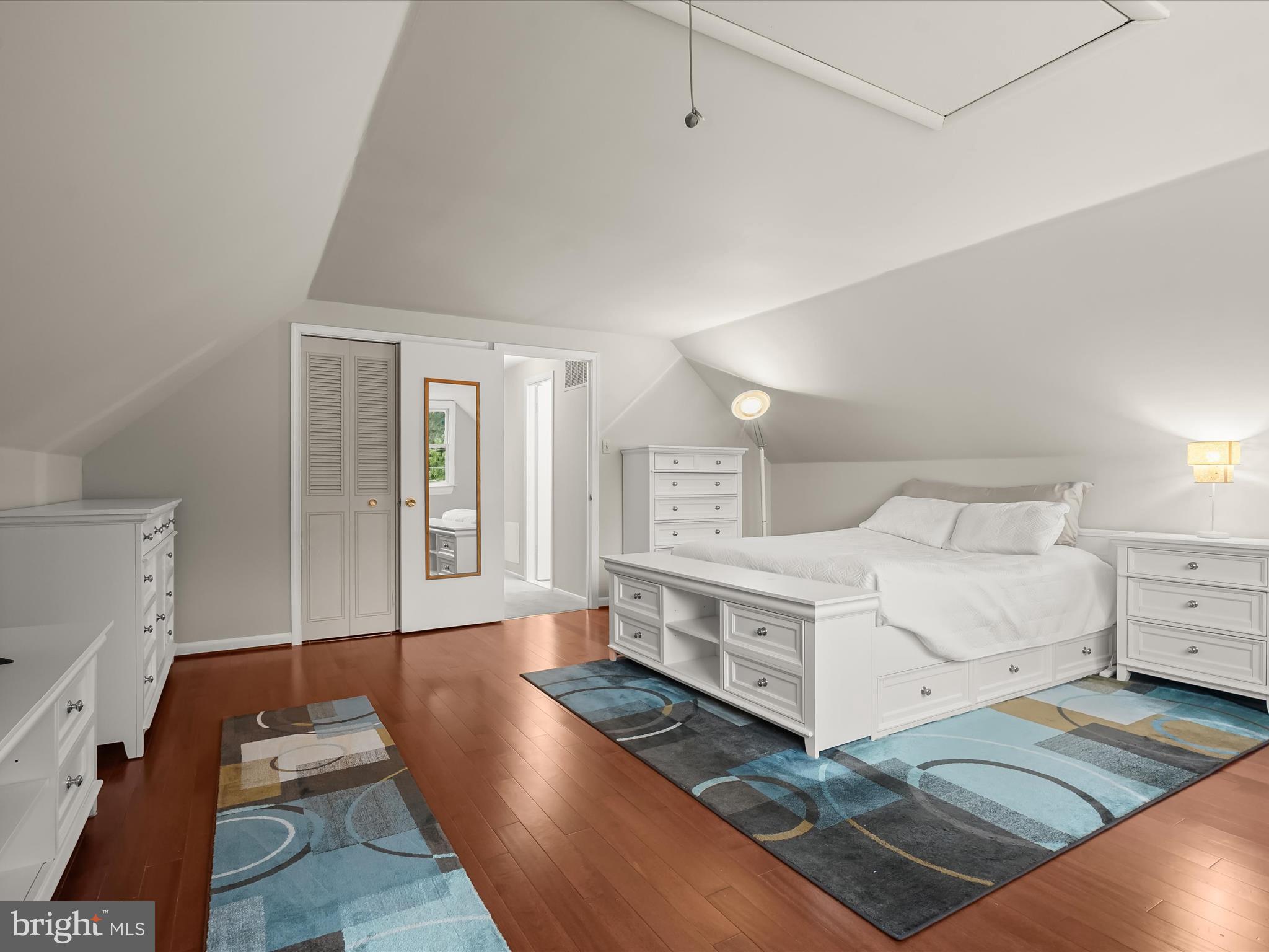 VICTORIA HEIGHTS - Residential