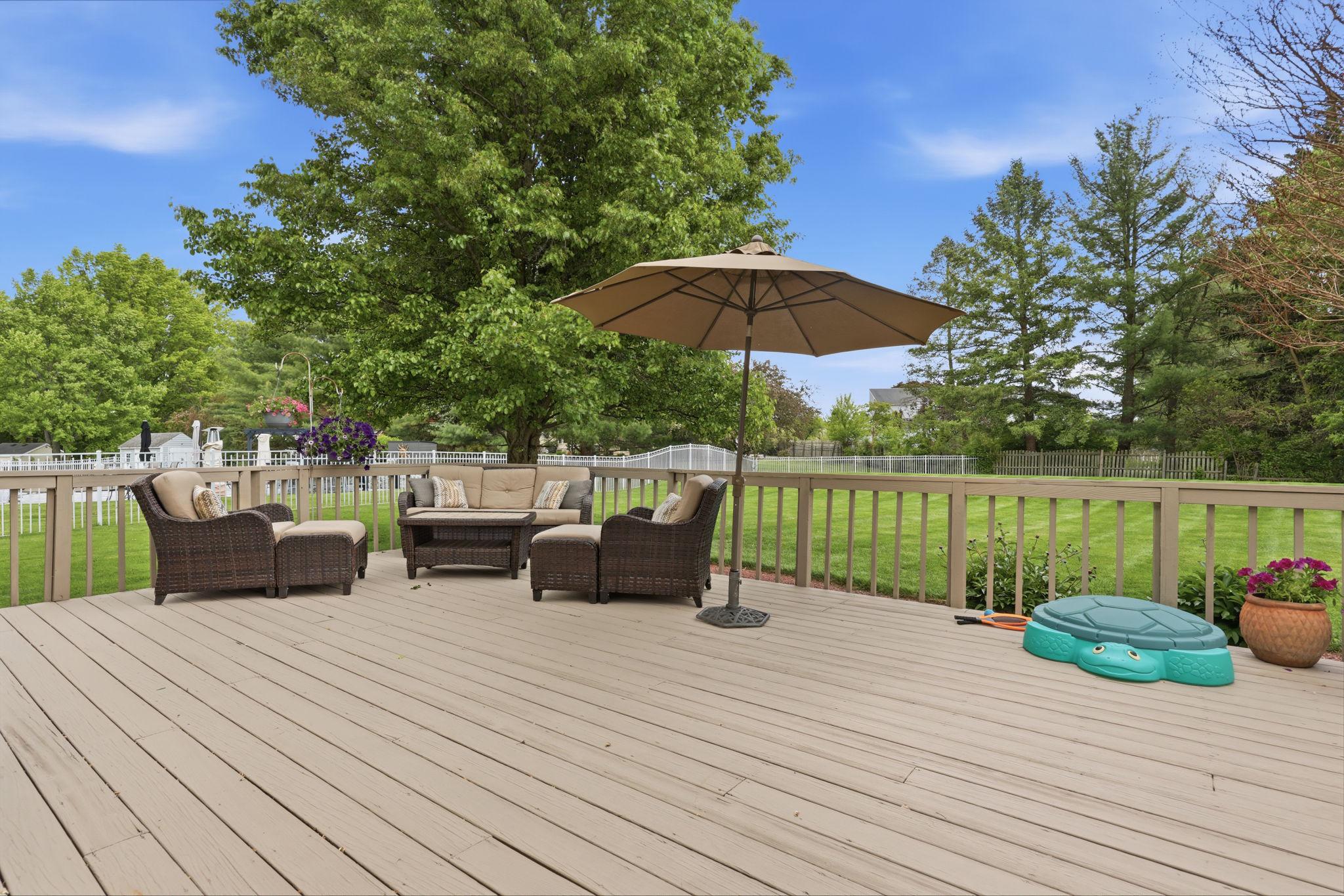 HOLLAND ACRES - Residential