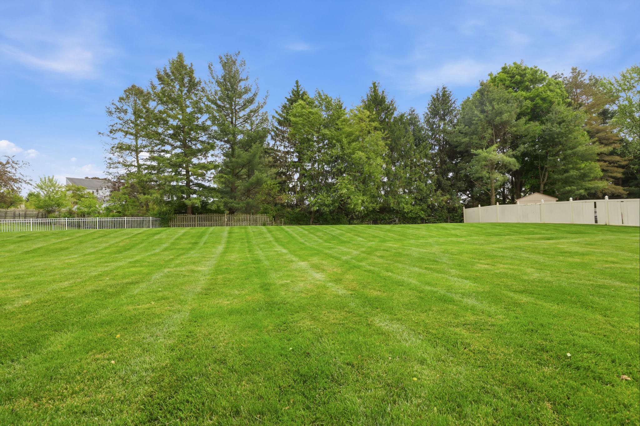 HOLLAND ACRES - Residential
