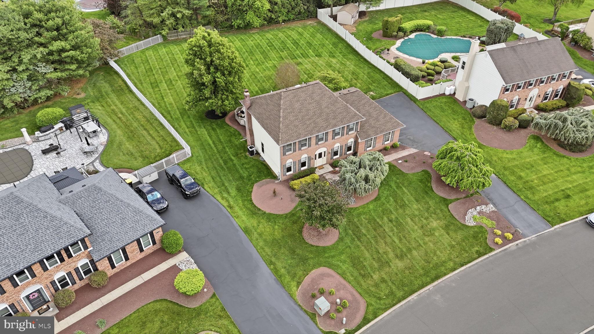 HOLLAND ACRES - Residential