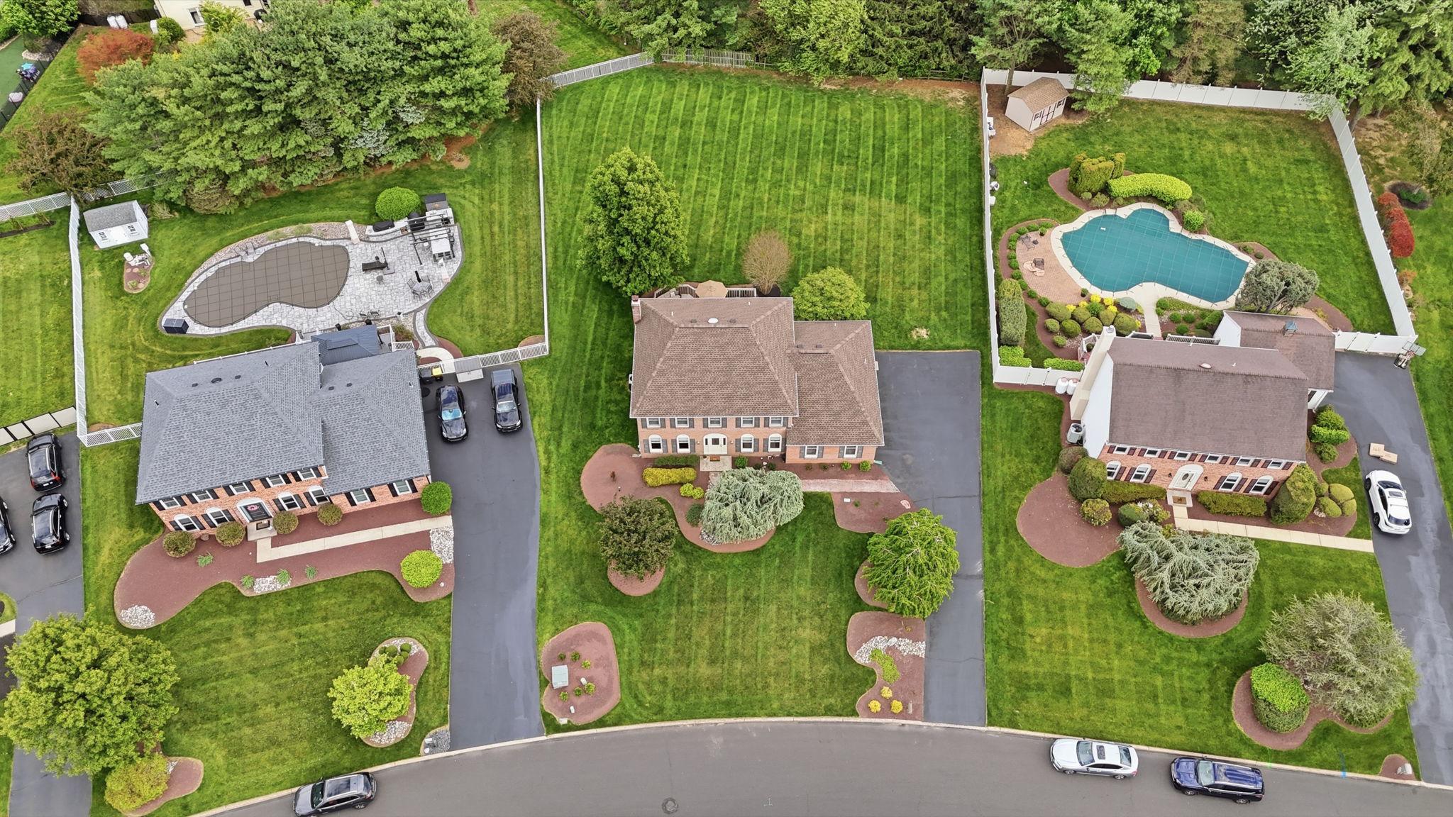 HOLLAND ACRES - Residential