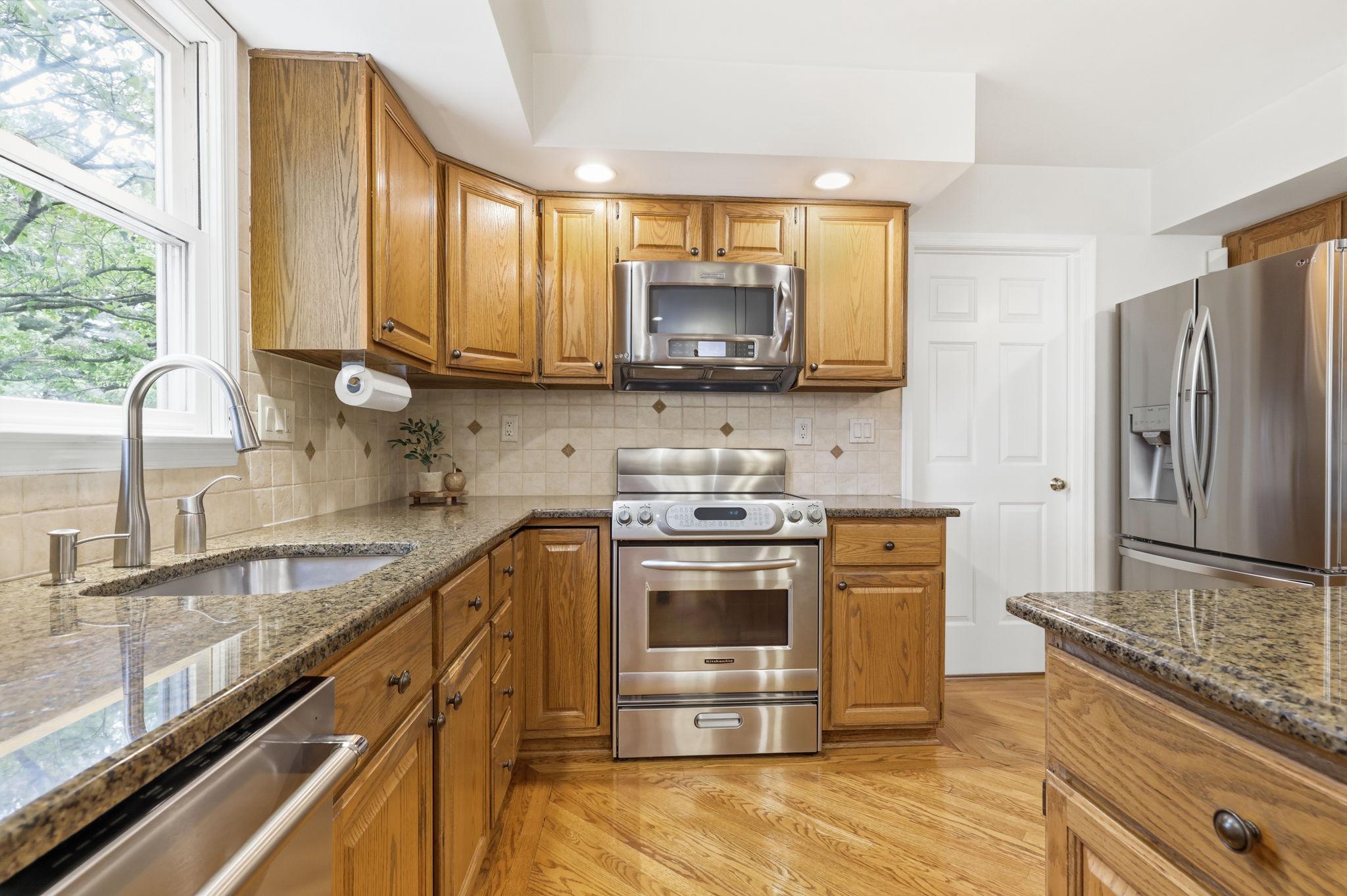 HOLLAND ACRES - Residential