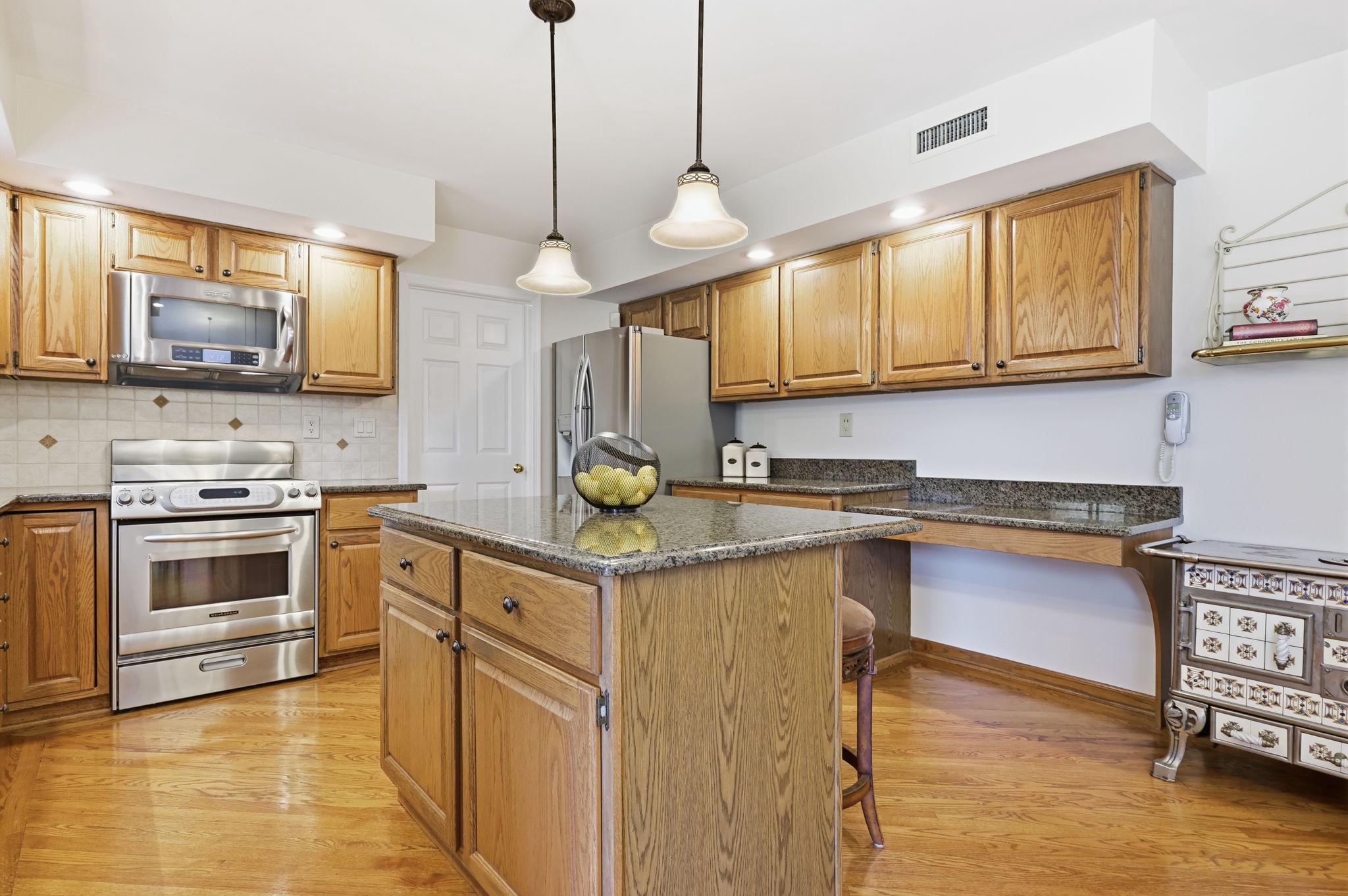 HOLLAND ACRES - Residential