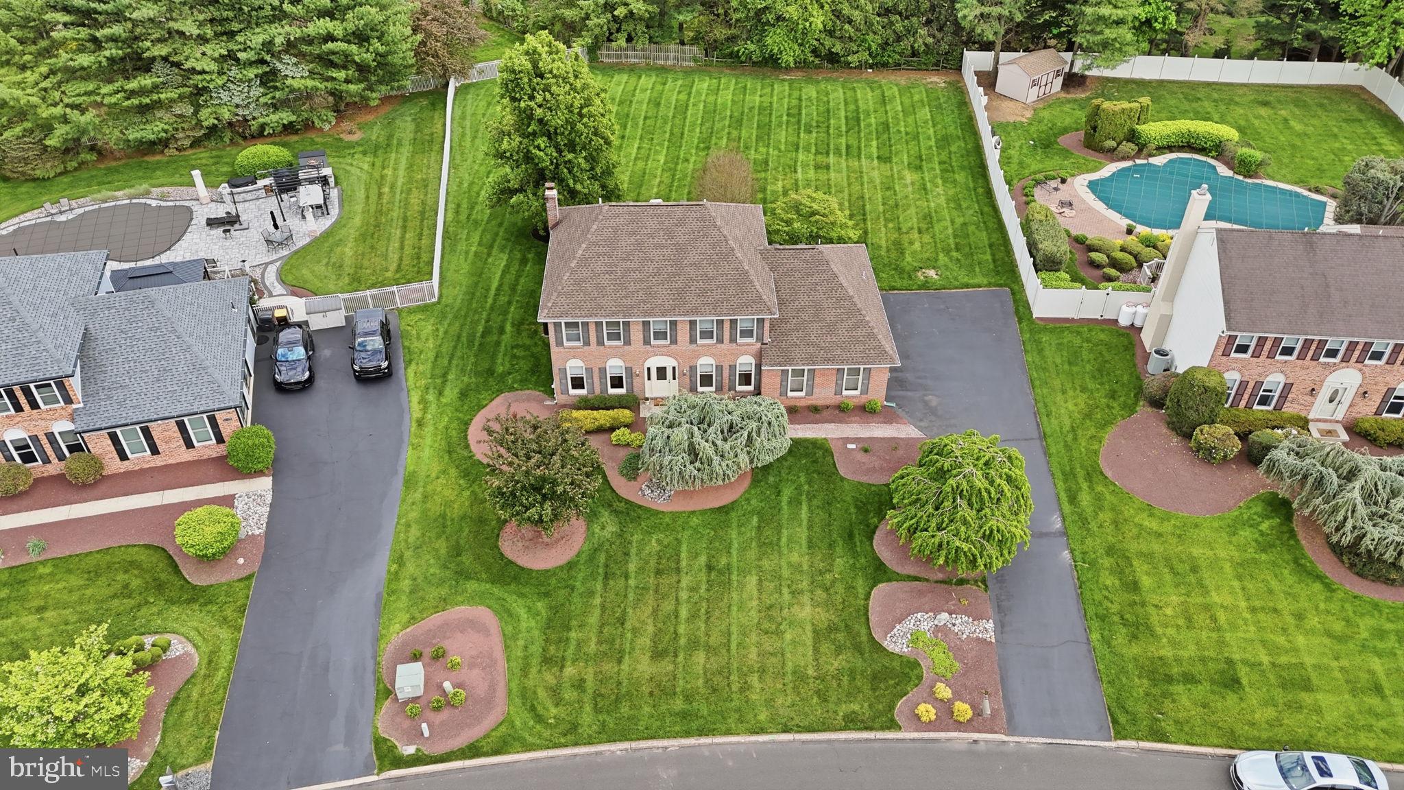 HOLLAND ACRES - Residential