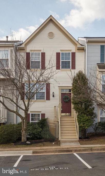 CROSSROADS VILLAGE - Residential Lease