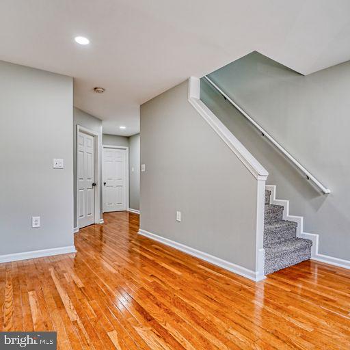 JOHNSTON SQUARE - Residential Lease