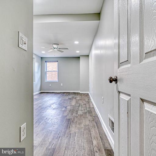 JOHNSTON SQUARE - Residential Lease