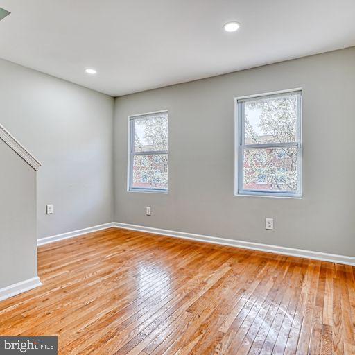 JOHNSTON SQUARE - Residential Lease