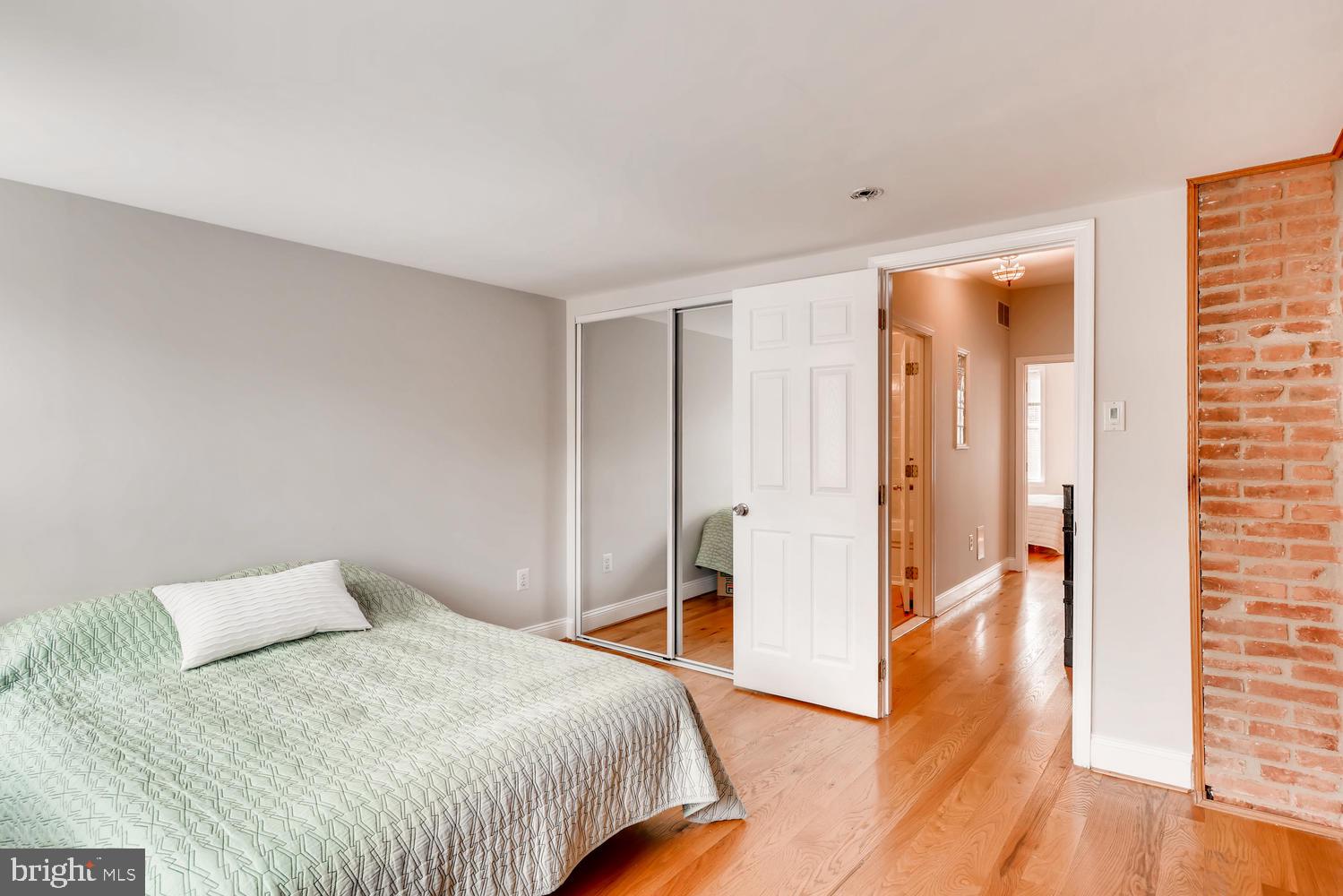 FEDERAL HILL HISTORIC DISTRICT - Residential Lease