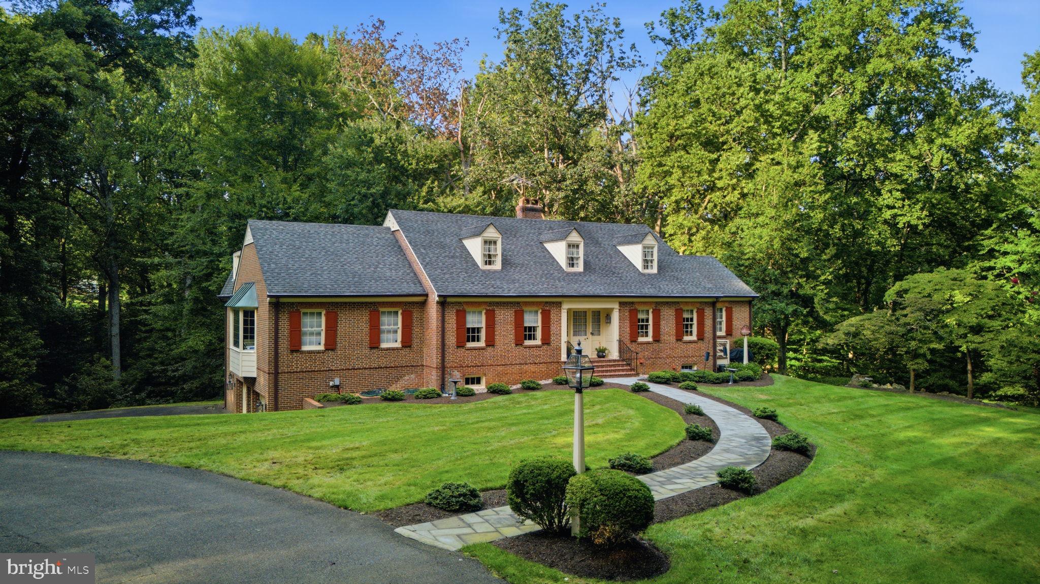 9187 OLD DOMINION DRIVE