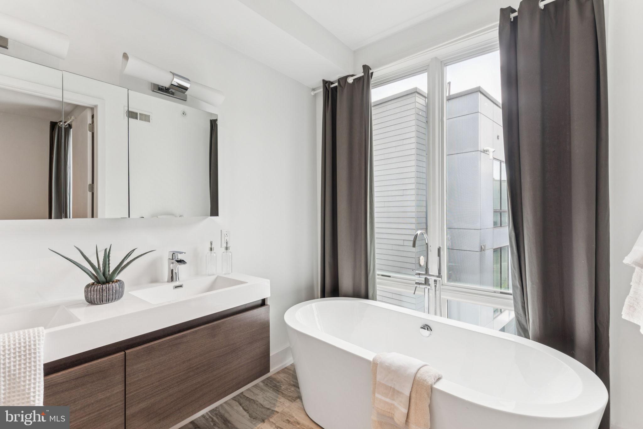 NORTHERN LIBERTIES - Residential Lease