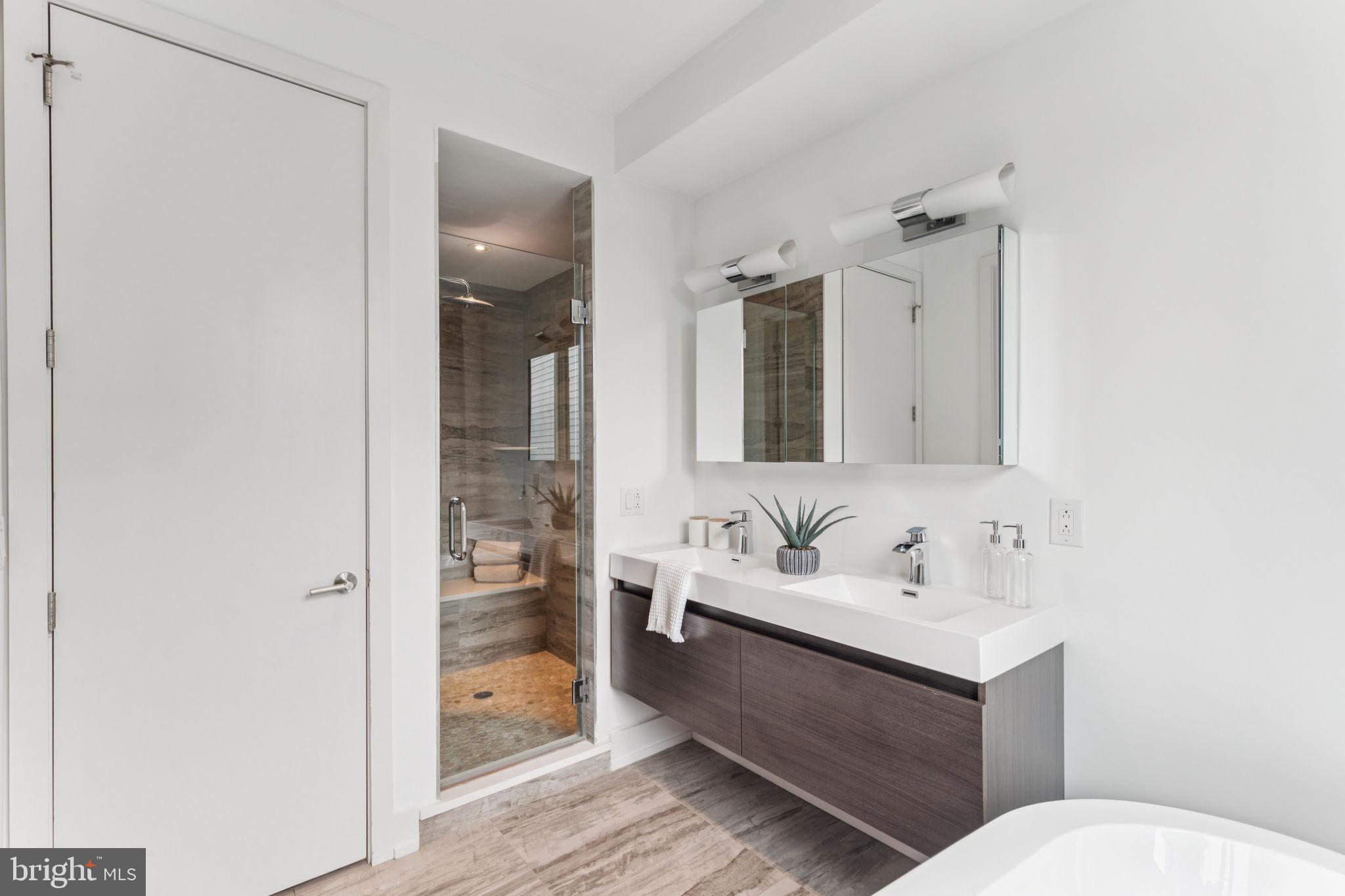 NORTHERN LIBERTIES - Residential Lease