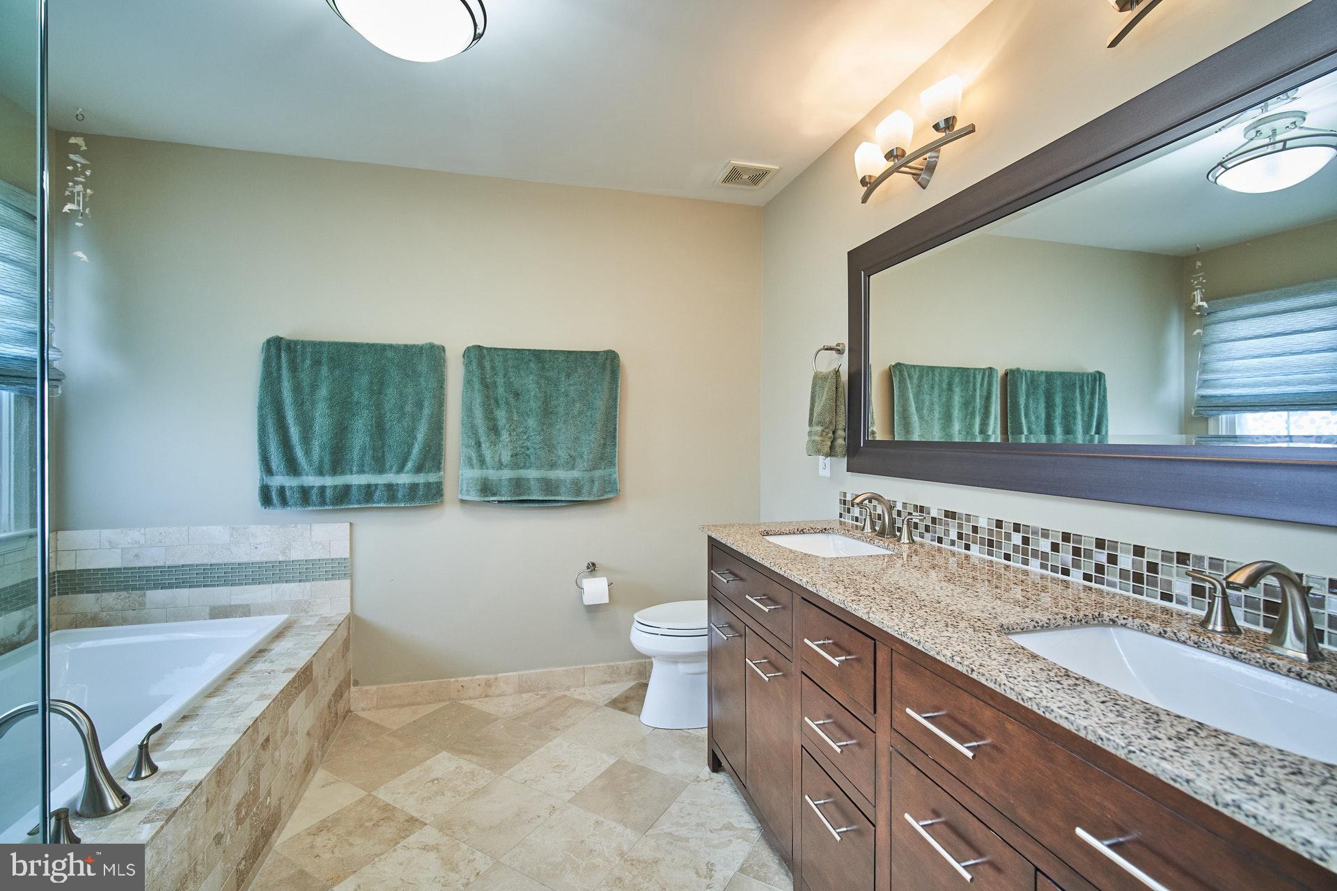 RANDOM HILLS LAND BAY - Residential