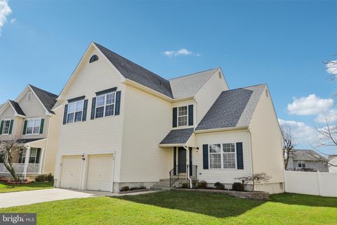 Photo of 58 Watson Drive, MOUNT LAUREL, NJ 08054 (MLS # NJBL2104270)