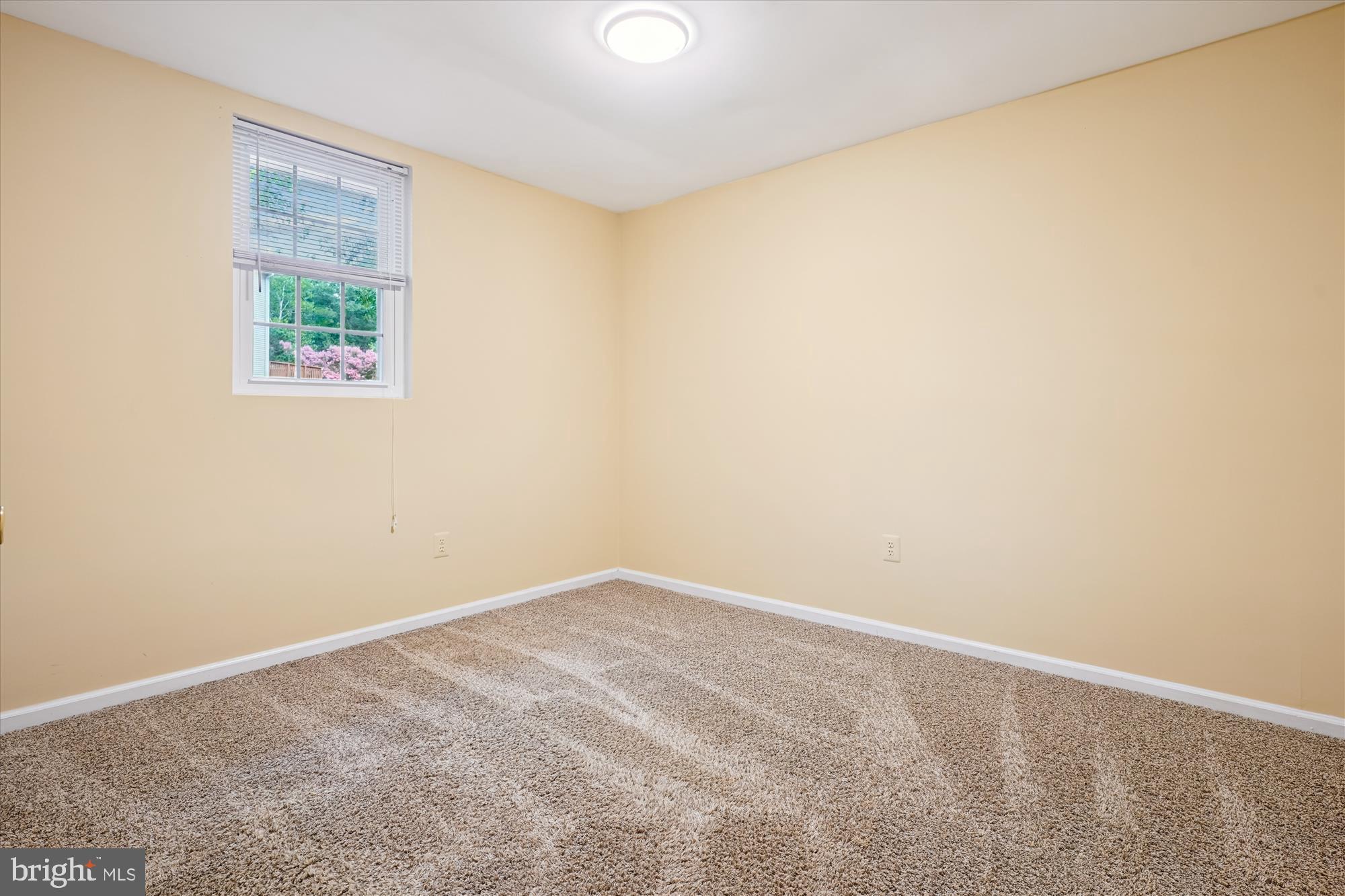 VILLAGE OF MOUNT AIR - Residential Lease