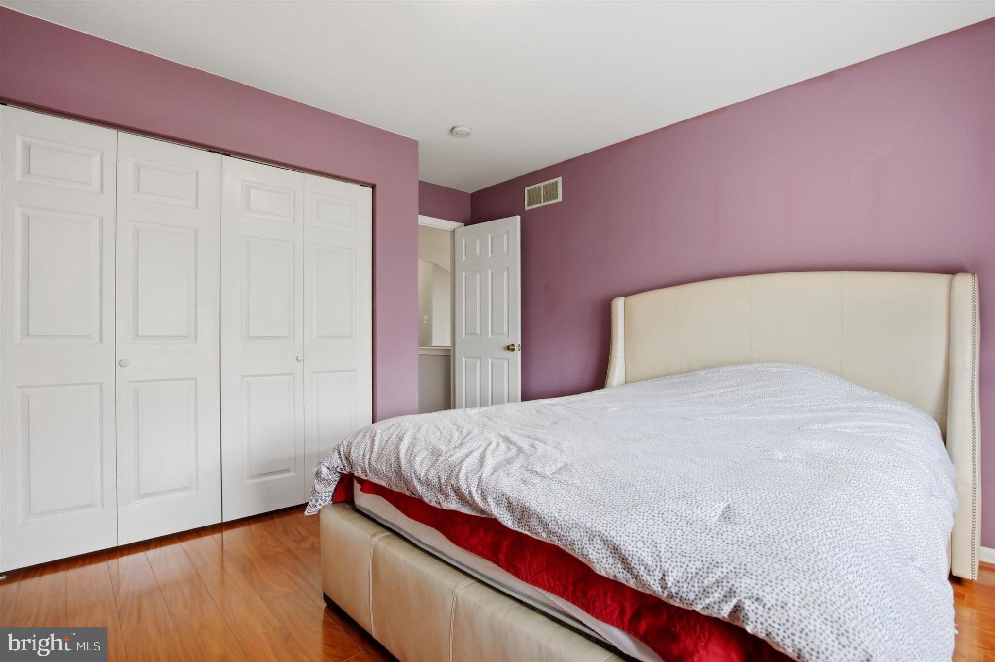 WINDSOR HILL - Residential