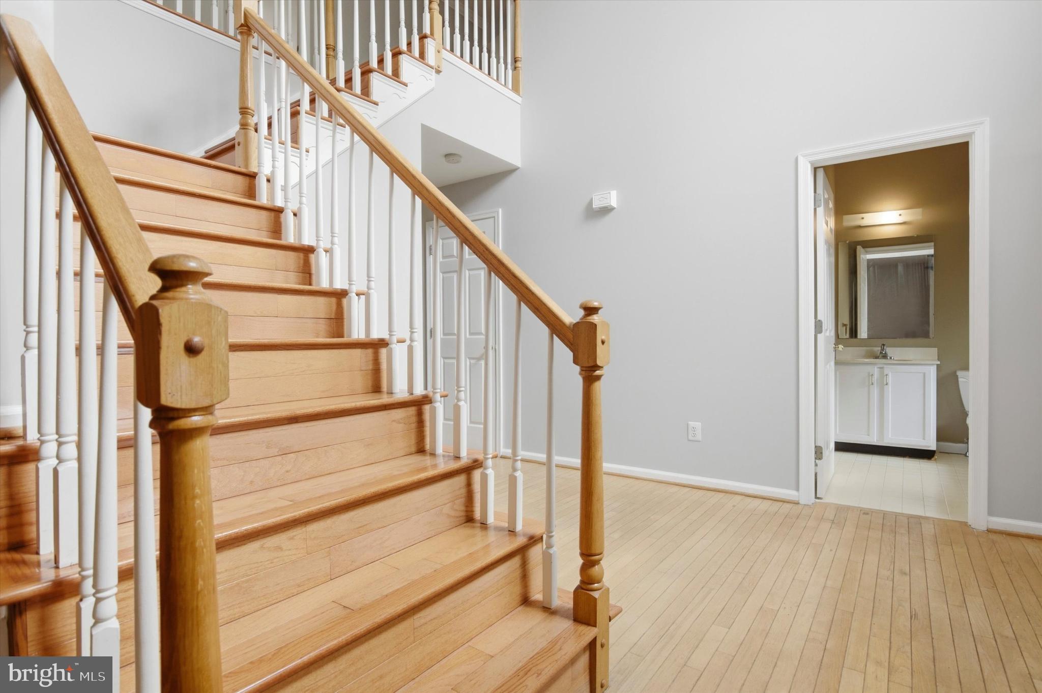 WINDSOR HILL - Residential