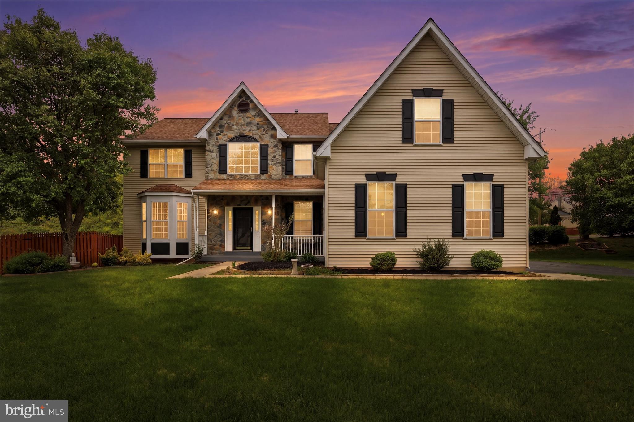 WINDSOR HILL - Residential