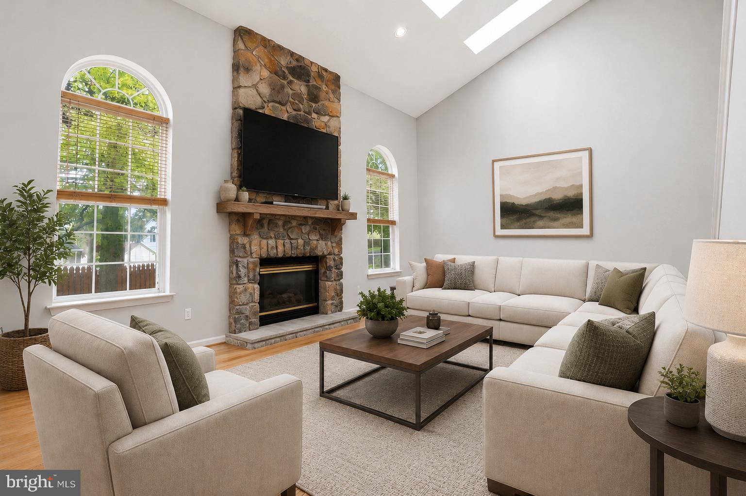 WINDSOR HILL - Residential