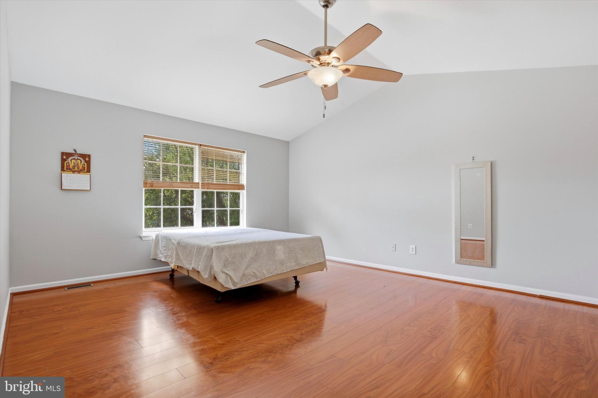 WINDSOR HILL - Residential