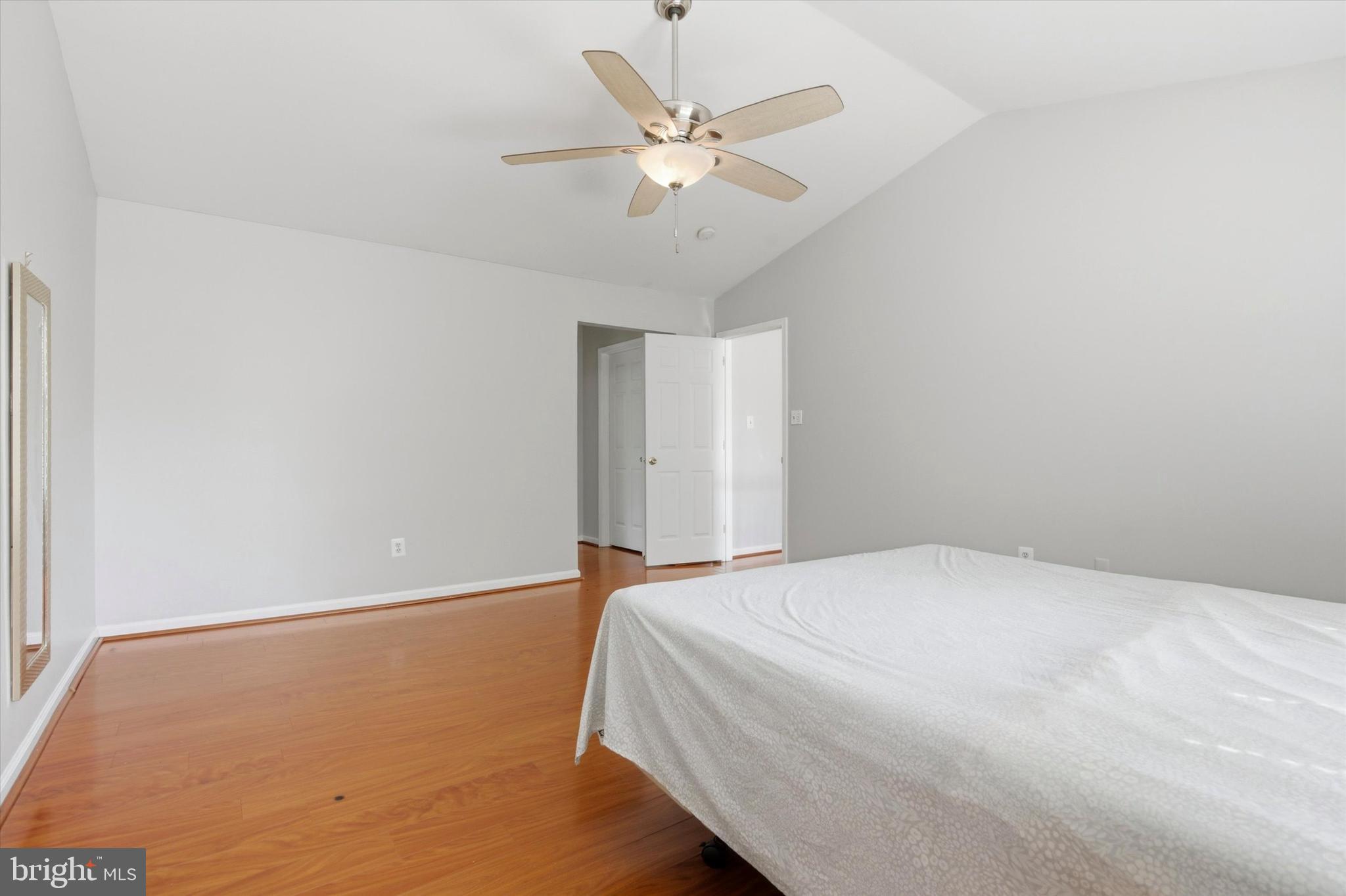 WINDSOR HILL - Residential