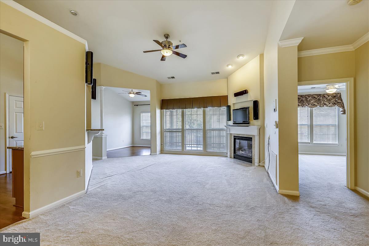 ELKRIDGE CROSSING - Residential