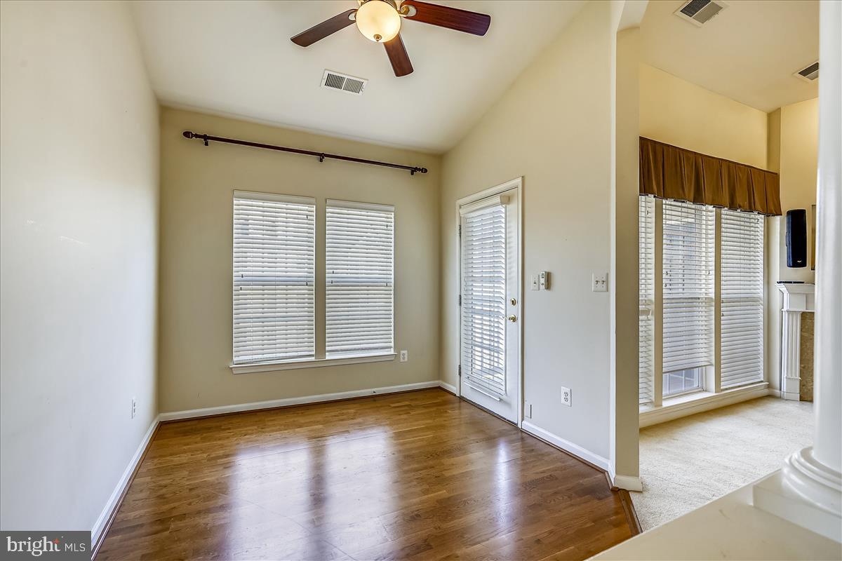 ELKRIDGE CROSSING - Residential