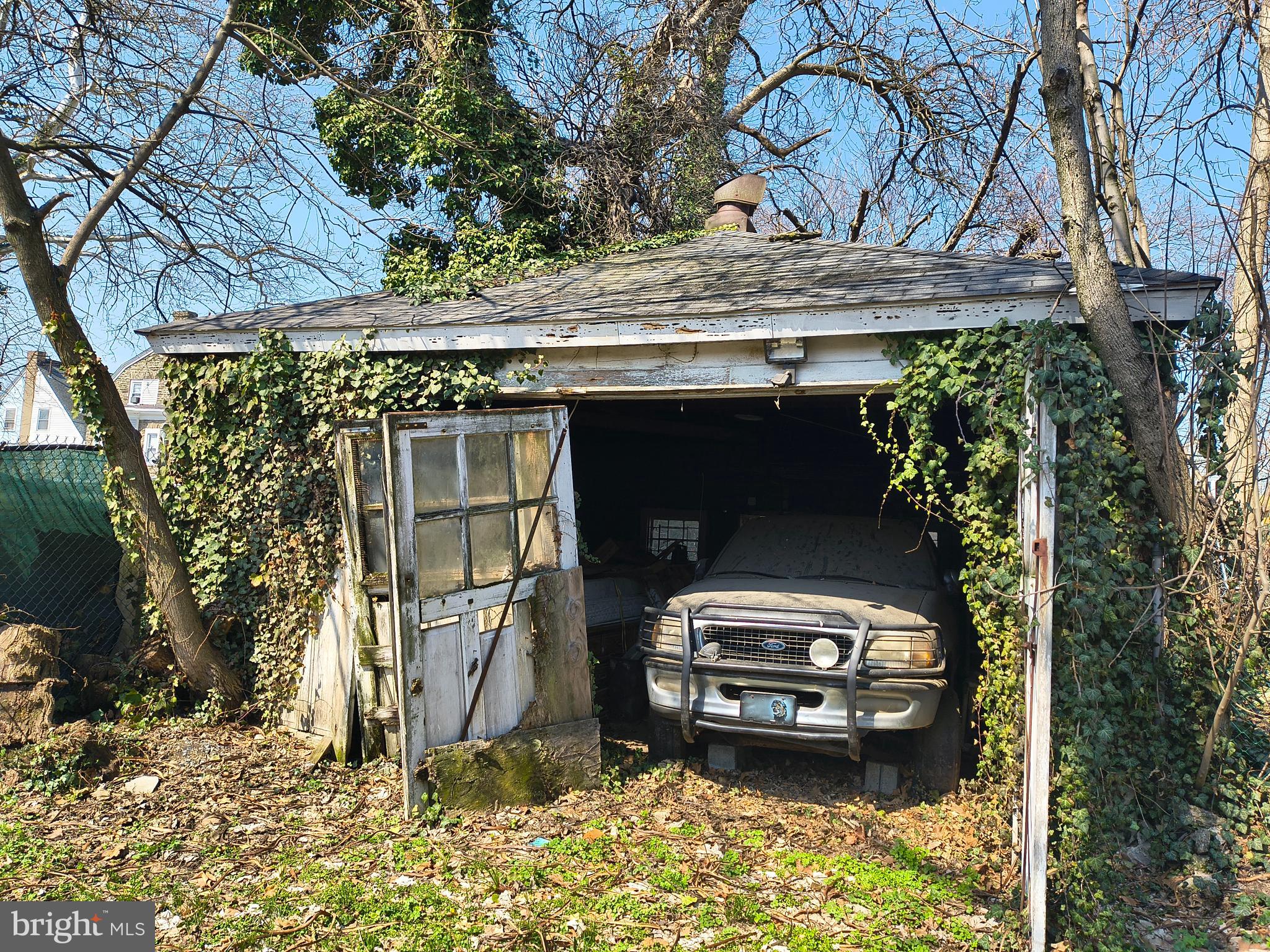 GERMANTOWN (WEST) - Residential
