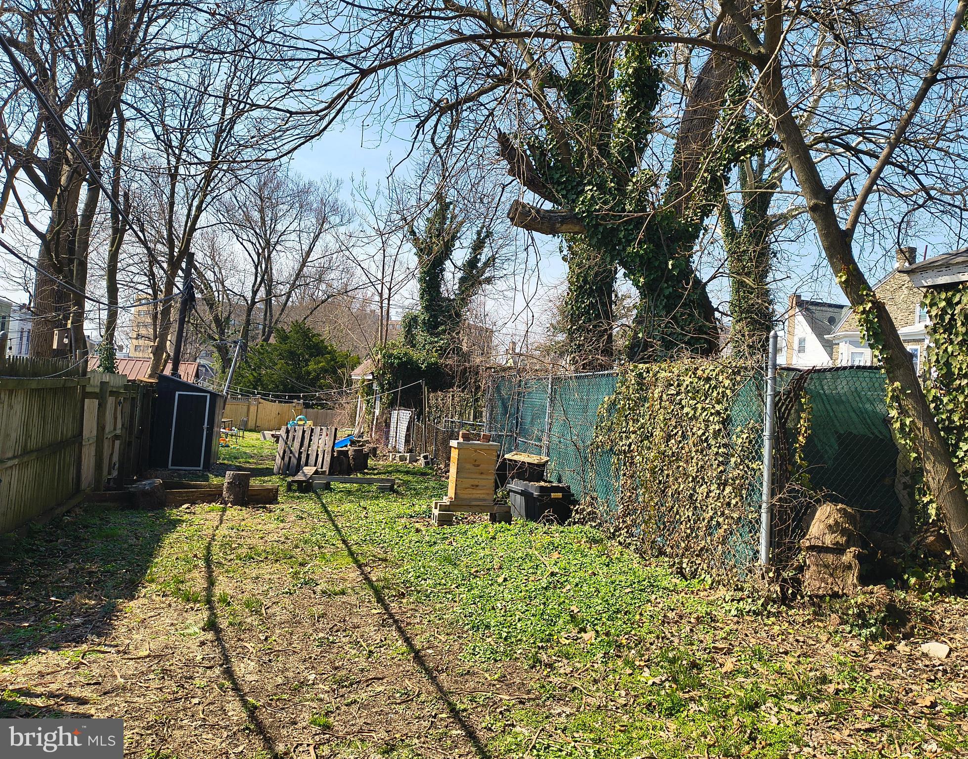 GERMANTOWN (WEST) - Residential