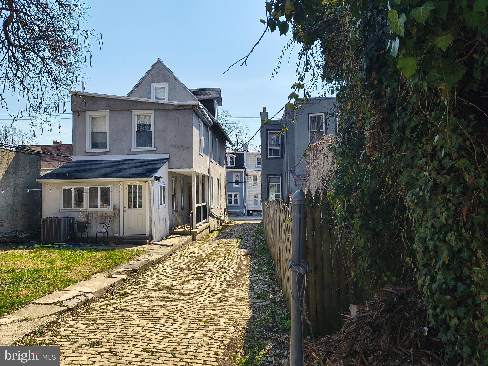 GERMANTOWN (WEST) - Residential