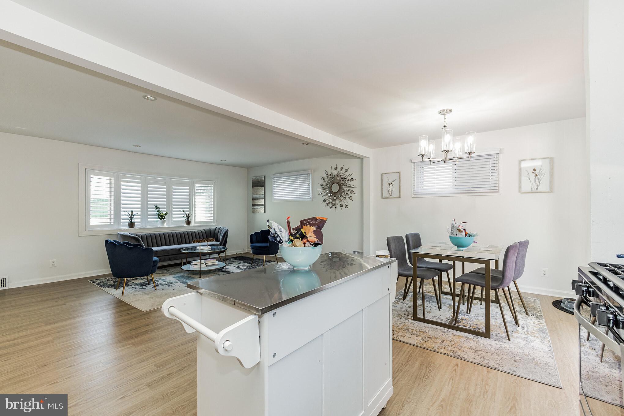 VICTORIA - Residential