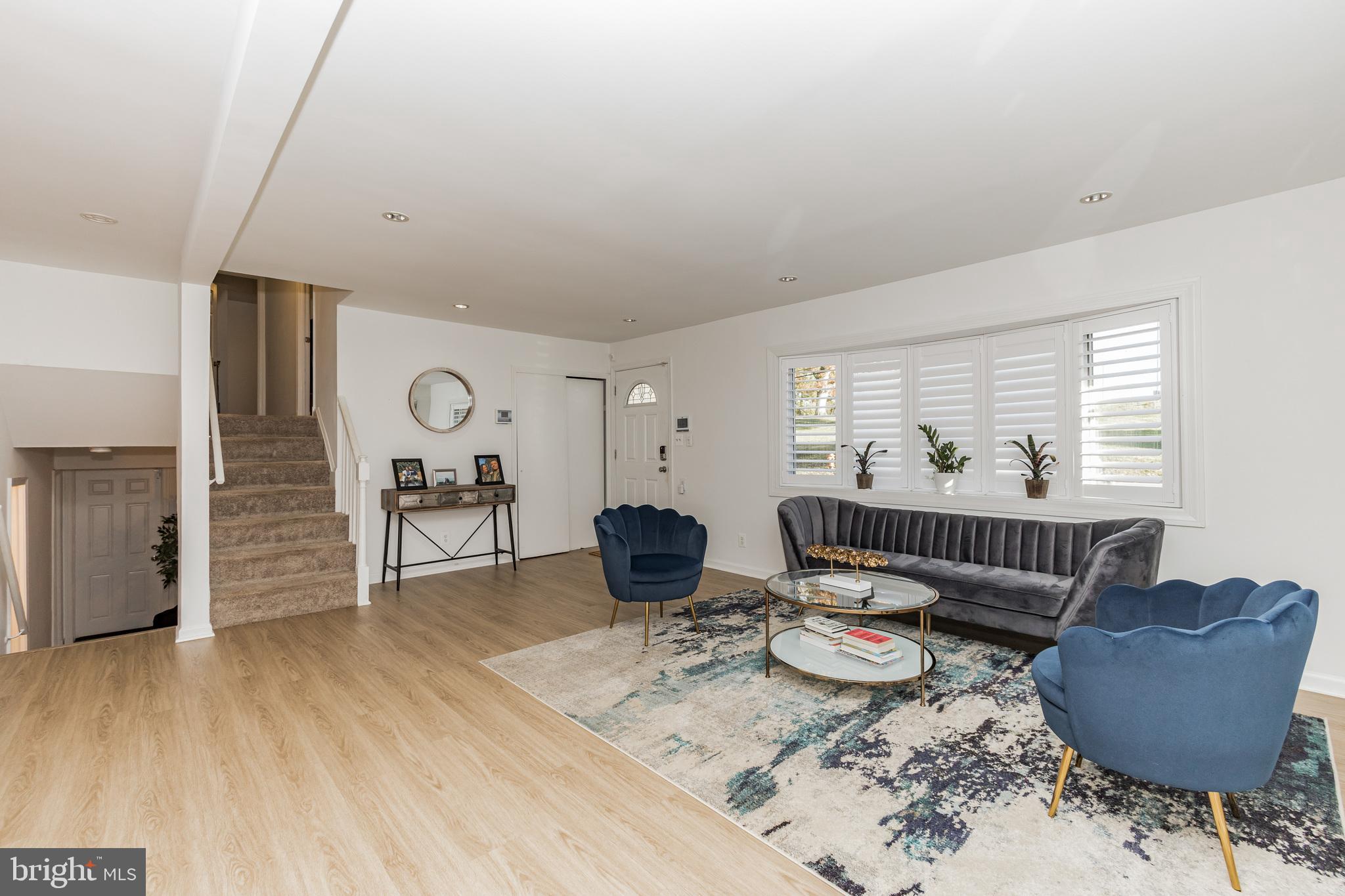 VICTORIA - Residential