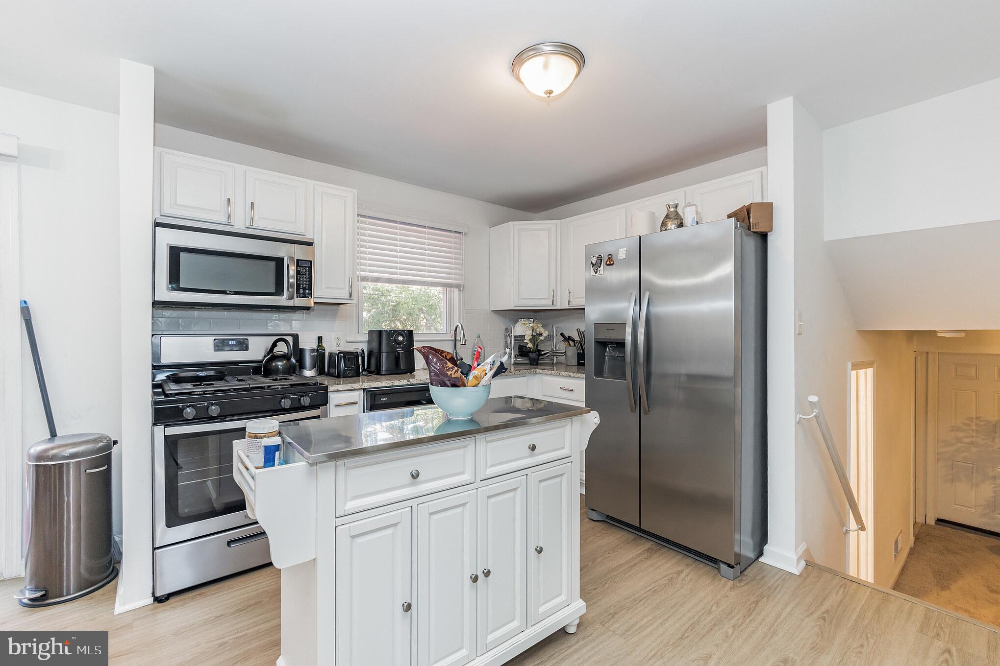 VICTORIA - Residential