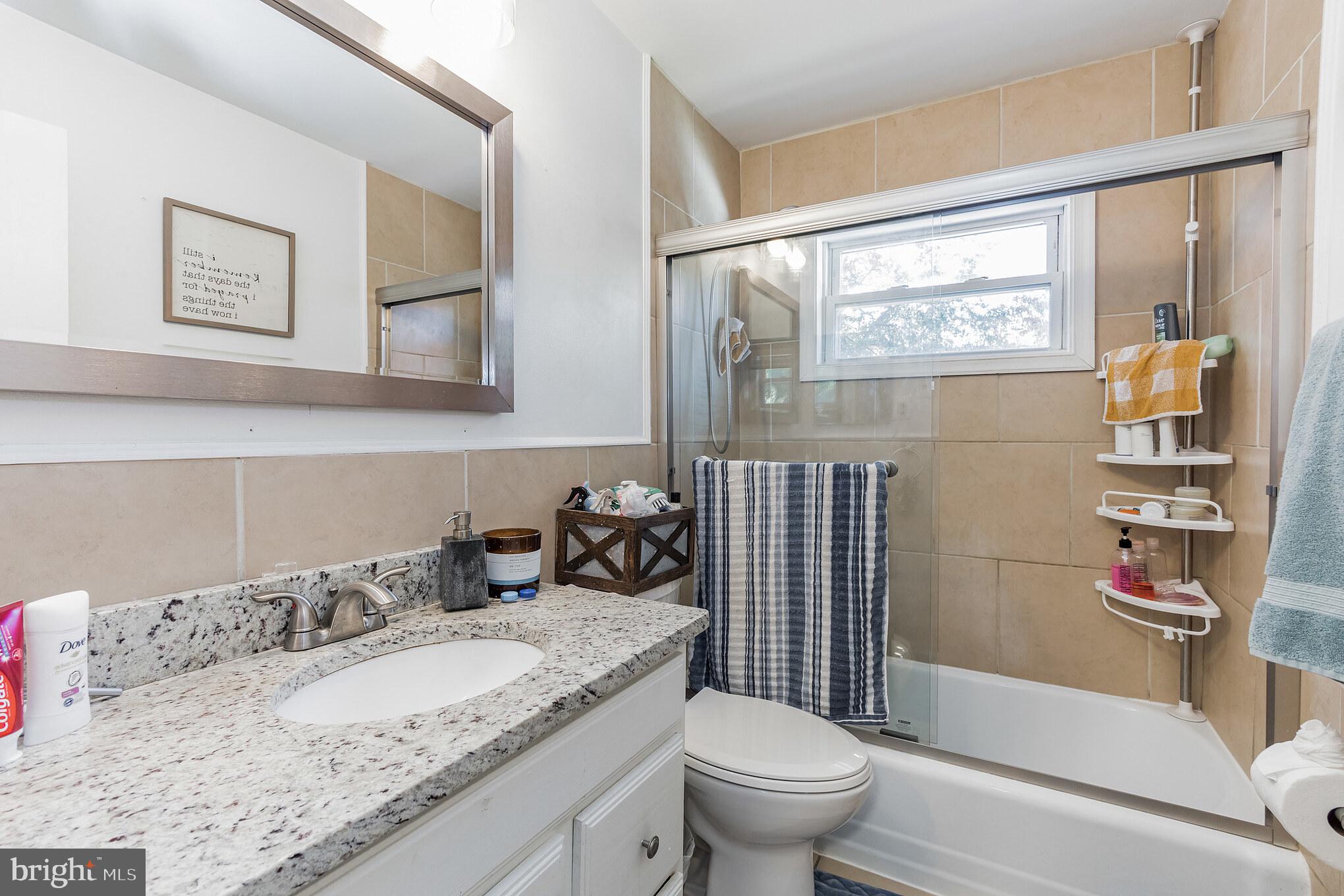 VICTORIA - Residential