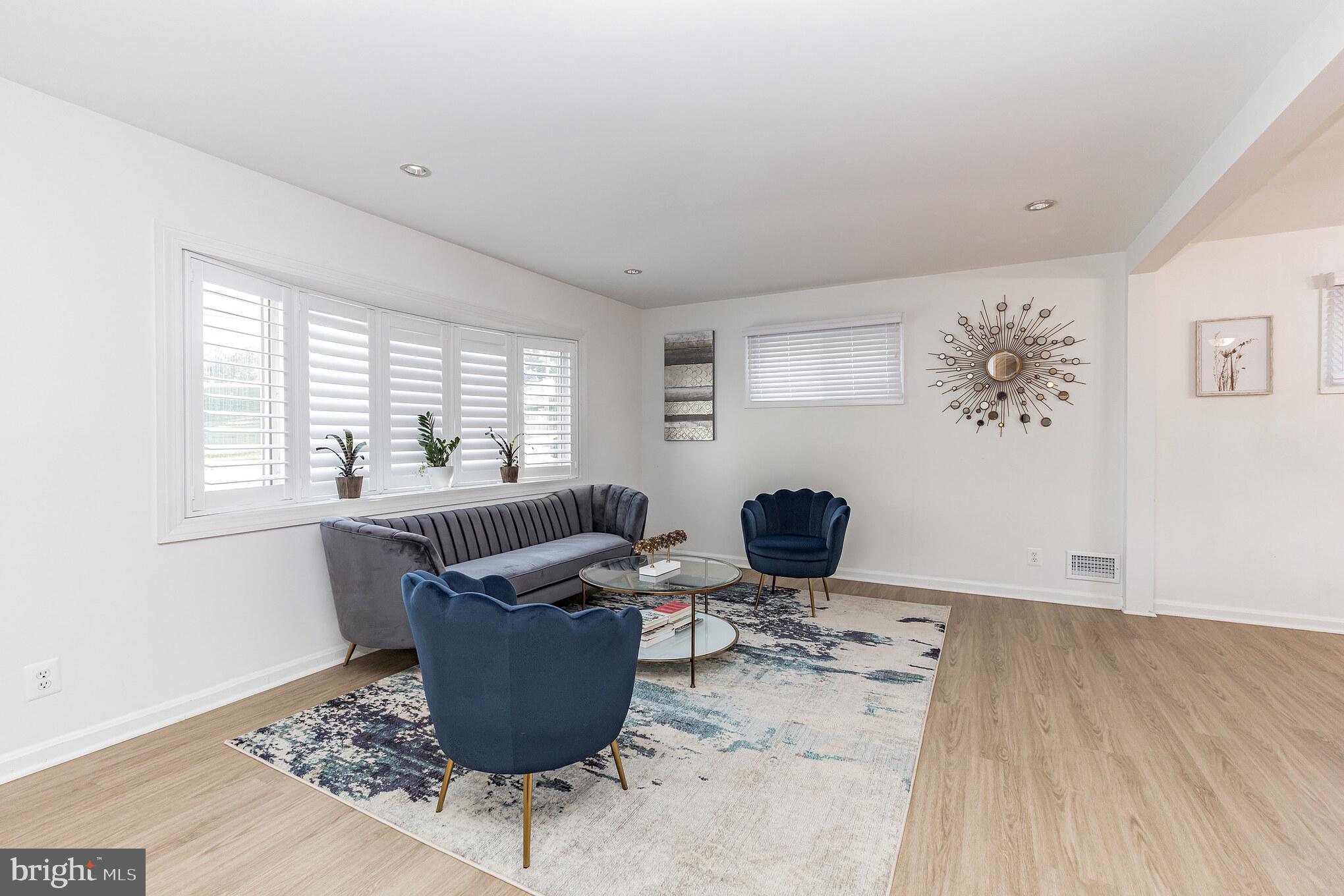 VICTORIA - Residential