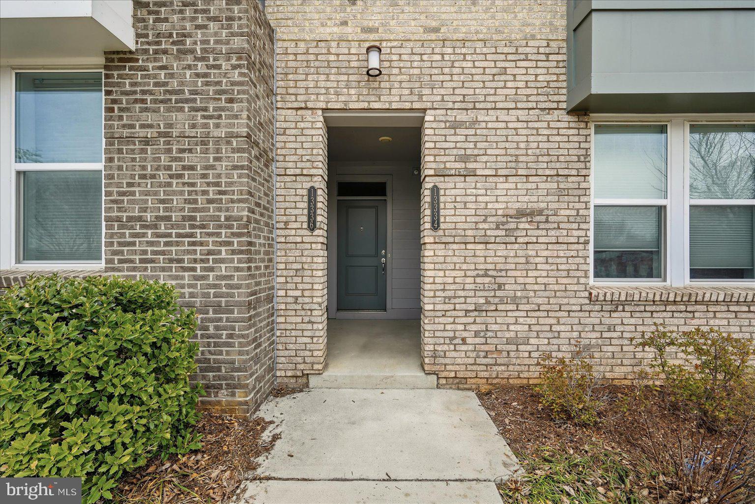 METROPARK AT ARROWBROOK - Residential