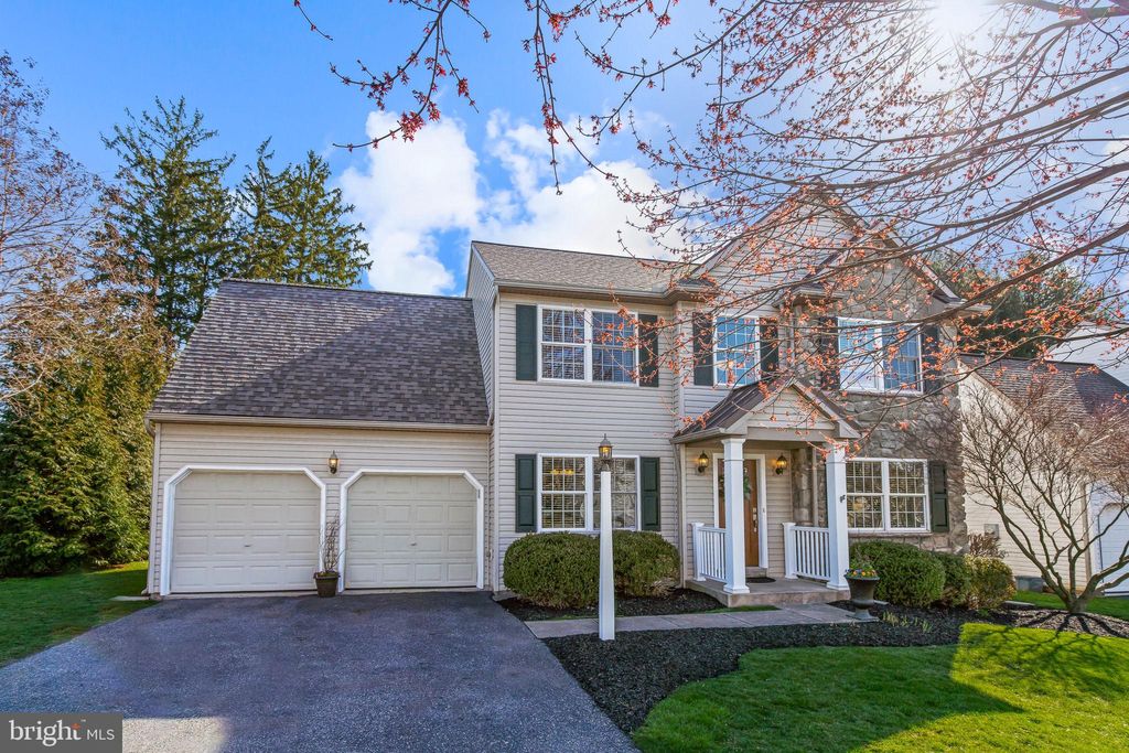 Photo of 90 MUNICIPAL DR, MILLERSVILLE, PA 17551 (MLS # PALA2031738)