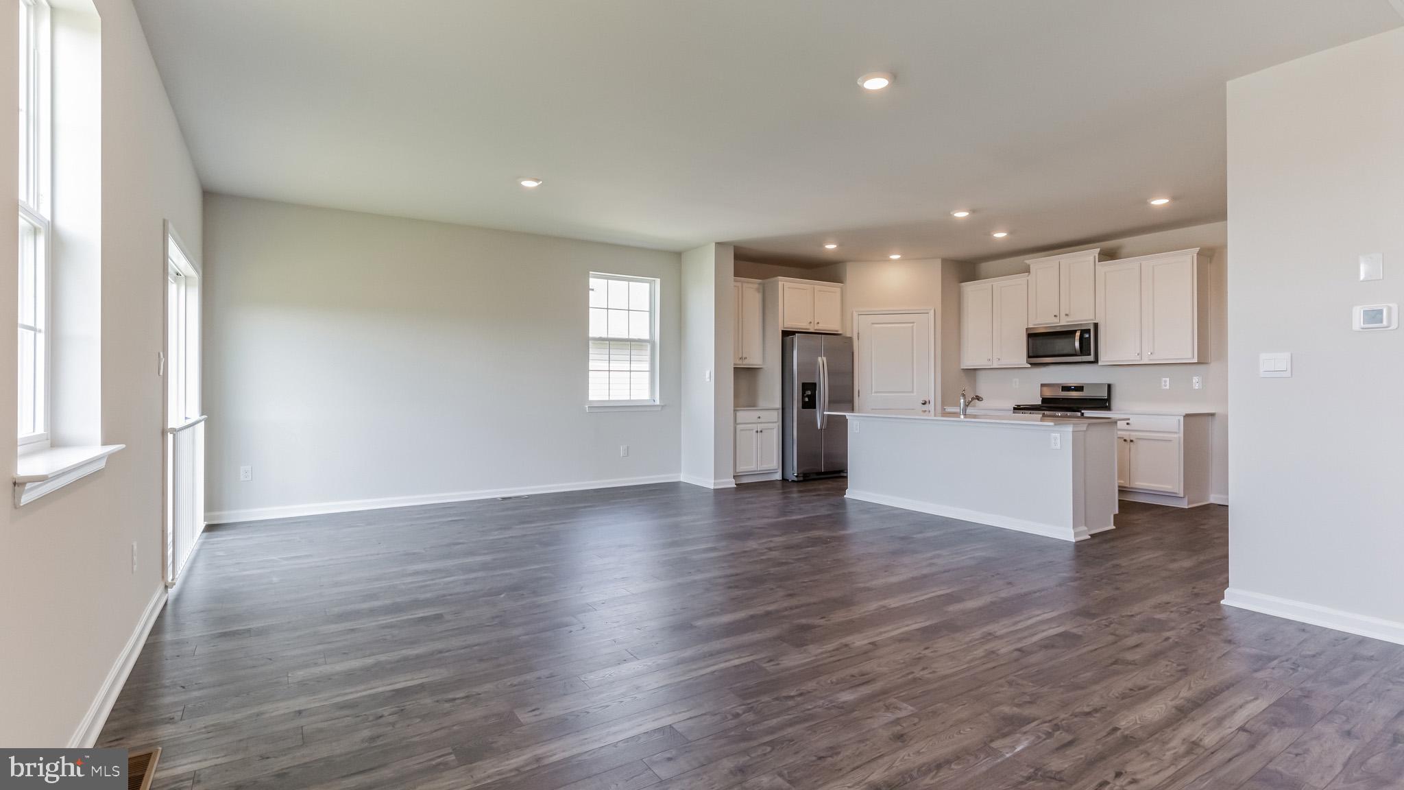 POTTSGROVE HUNT - Residential