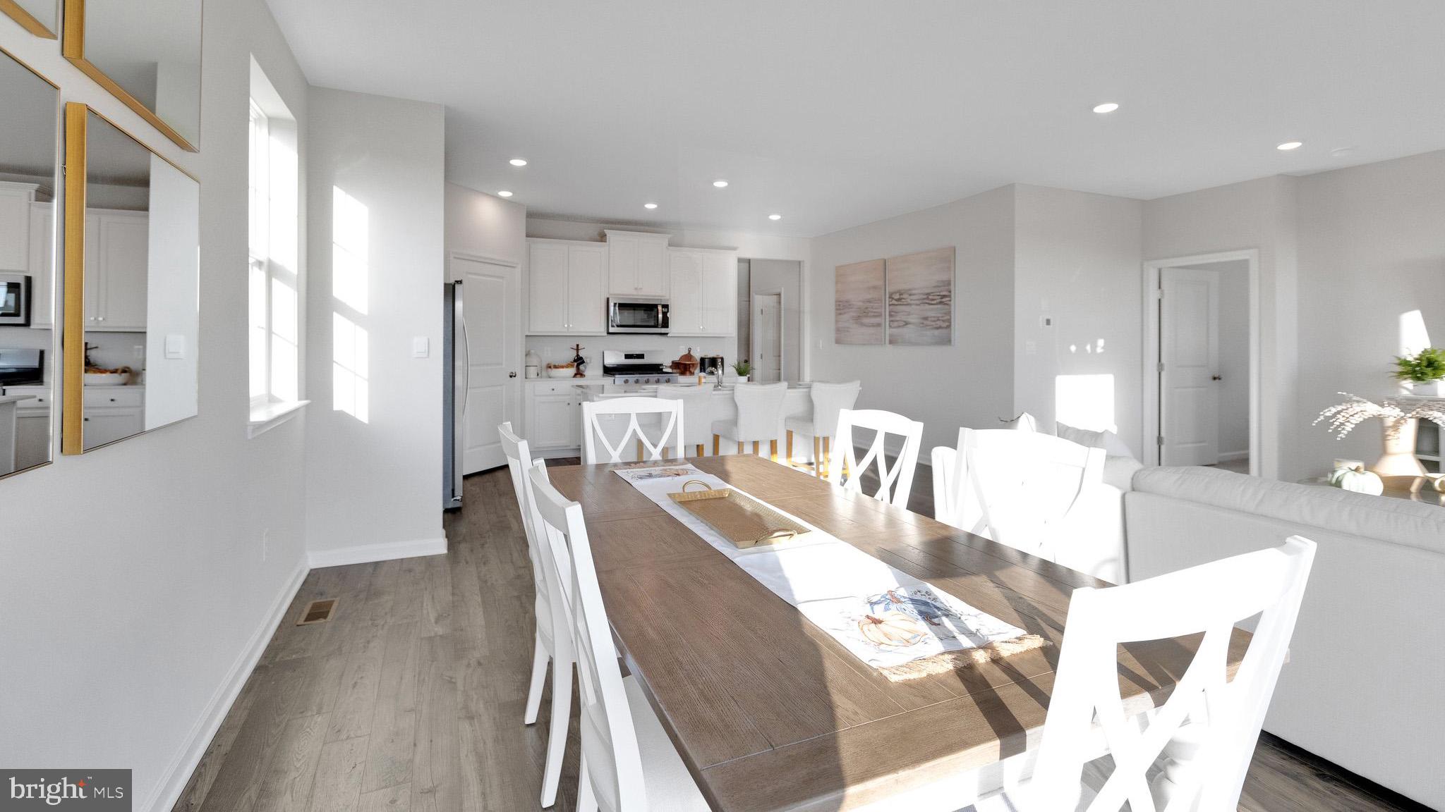 POTTSGROVE HUNT - Residential