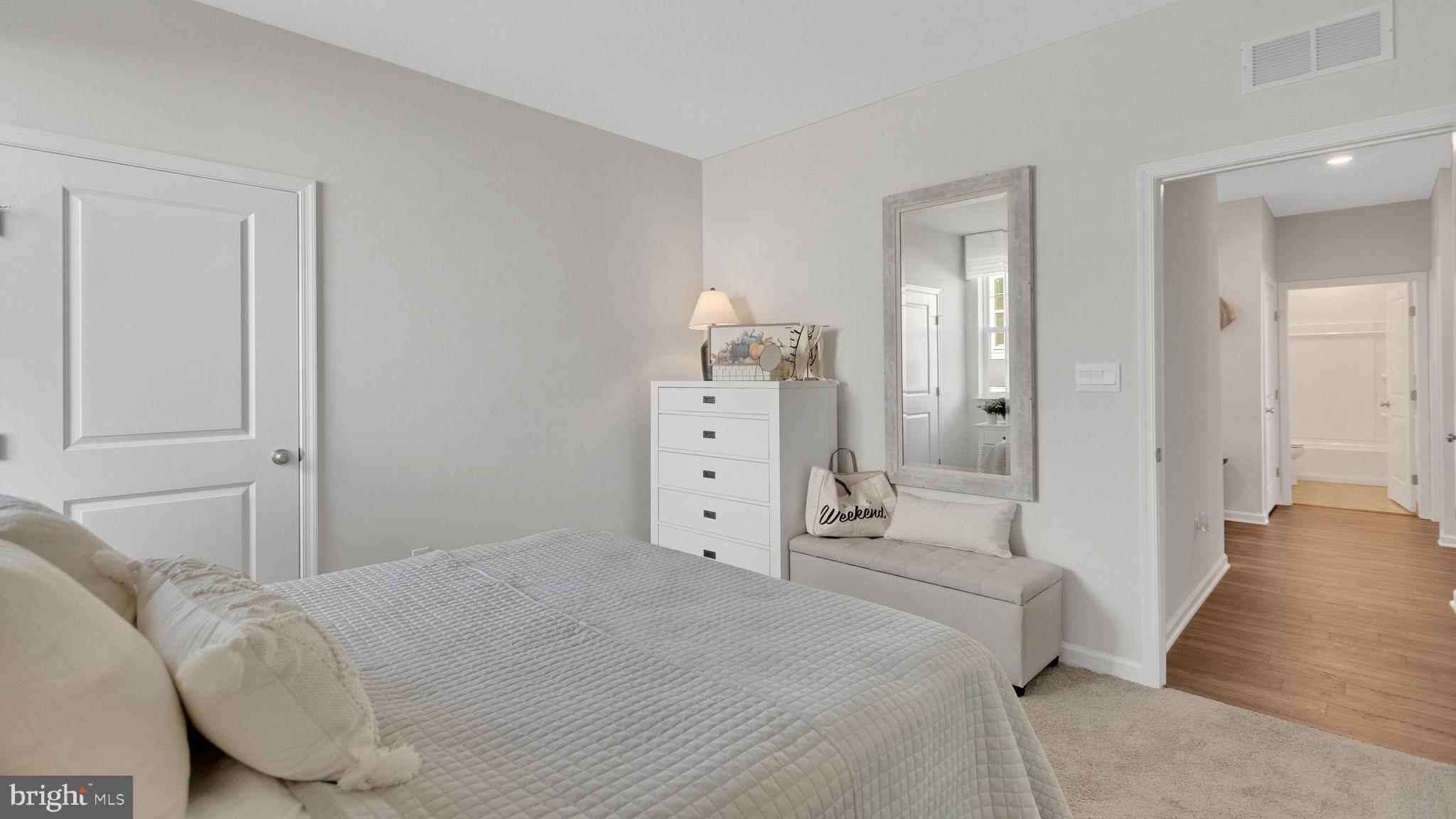 POTTSGROVE HUNT - Residential