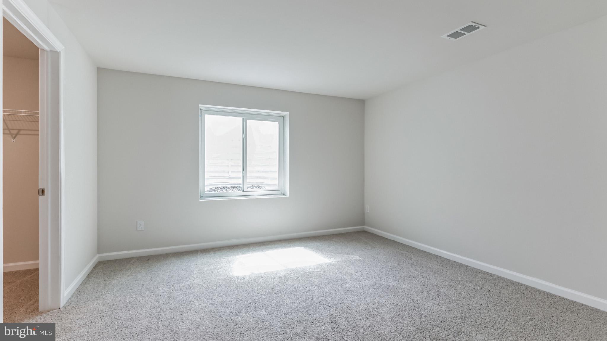 POTTSGROVE HUNT - Residential